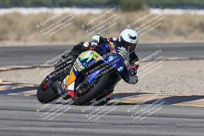 media/Oct-13-2025-Moto Forza (Mon) [[a66d839500]]/3-B Group/Session 3 (Turn 16)/